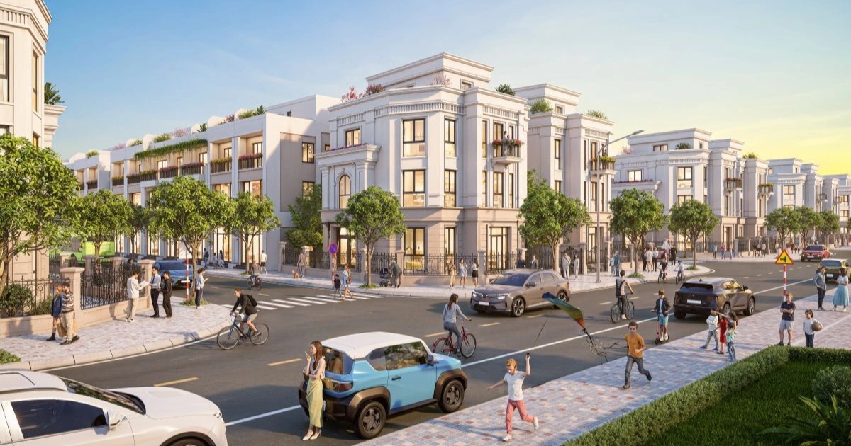 Phối cảnh dãy nhà phố mặt tiền tại Vinhomes Green City với đường nội khu và cư dân qua lại
